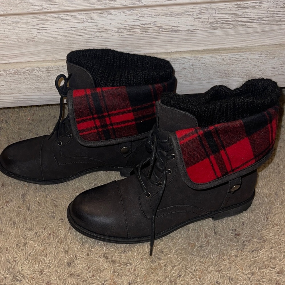 Black Combat Boots
